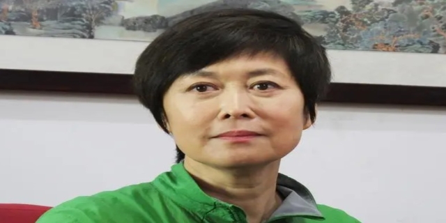 敬一丹个人简介