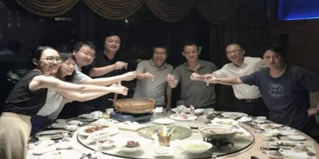 饭桌上高情商敬酒词