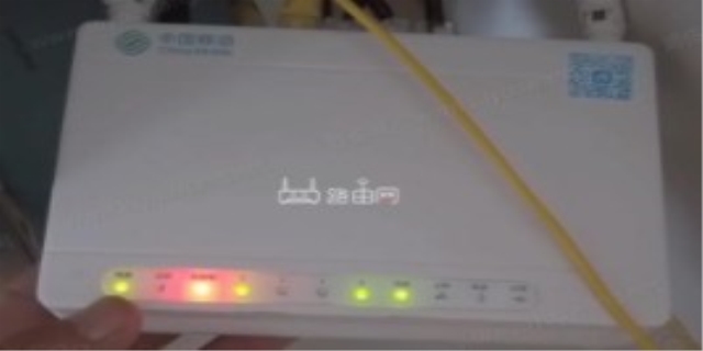 光信号闪红灯会自己好吗