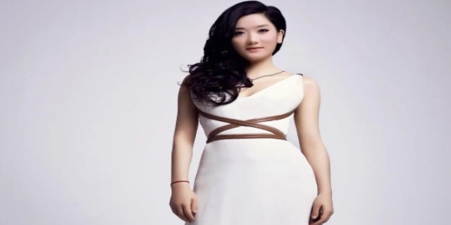 杨魏玲花介绍
